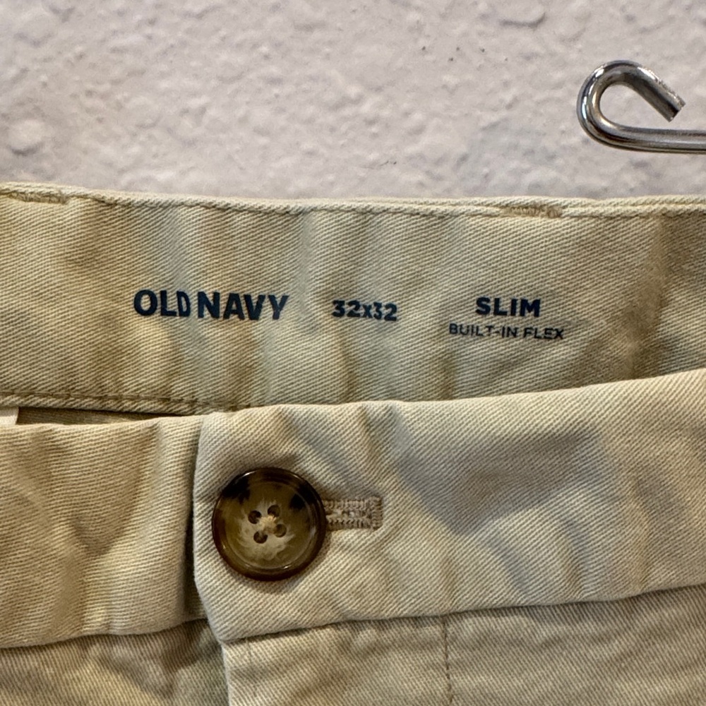 Old Navy Men's Khaki Chinos - Picture 2 of 4